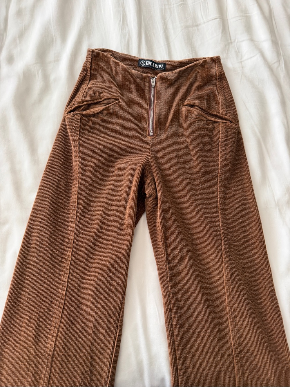 The Kript Women’s Brown Ribbed Zip-Front Pants